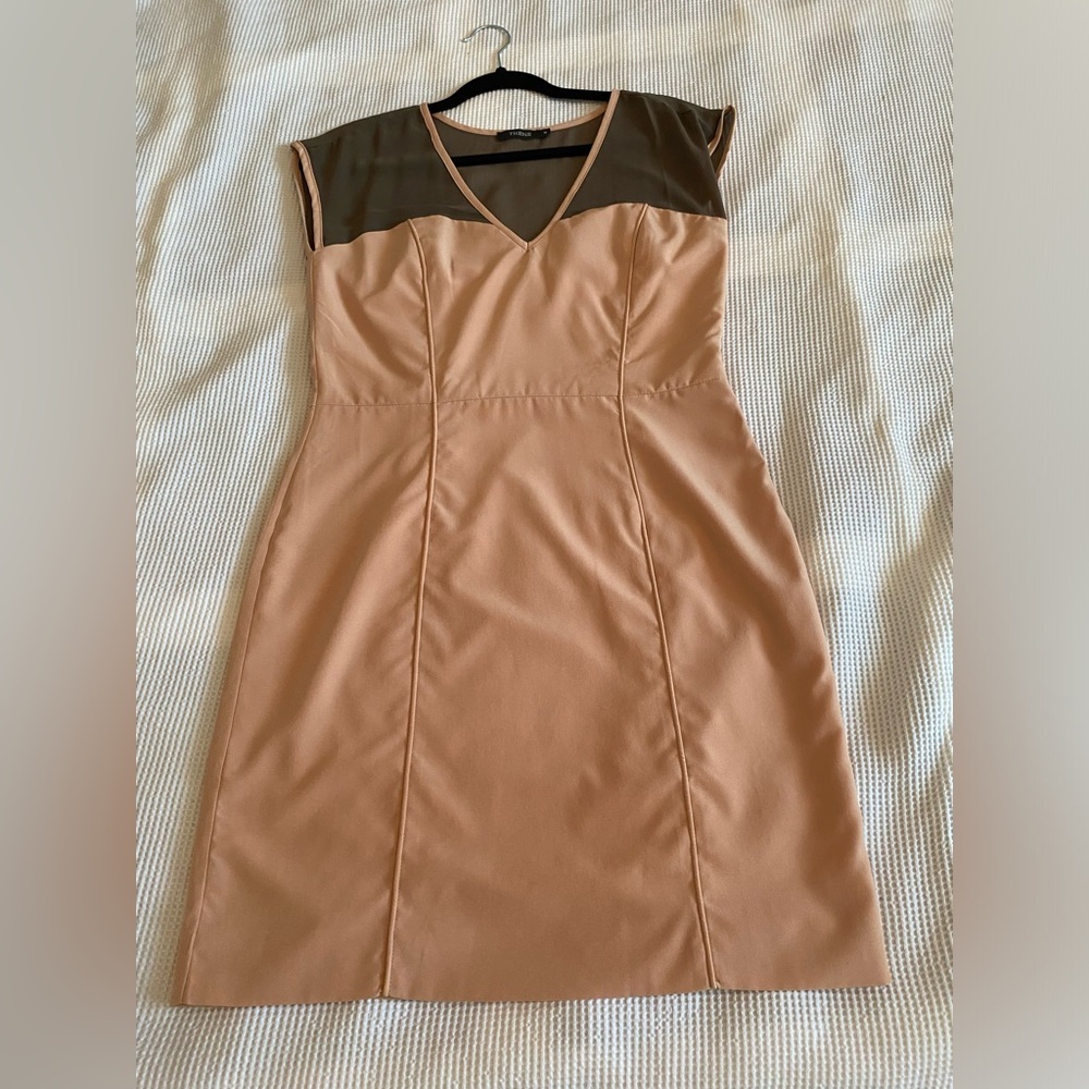 Peach and Dark Tan Fully lined Sheath Dress. Size M.